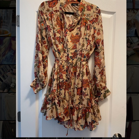 NWOT Vici Floral Dress - Picture 2 of 2